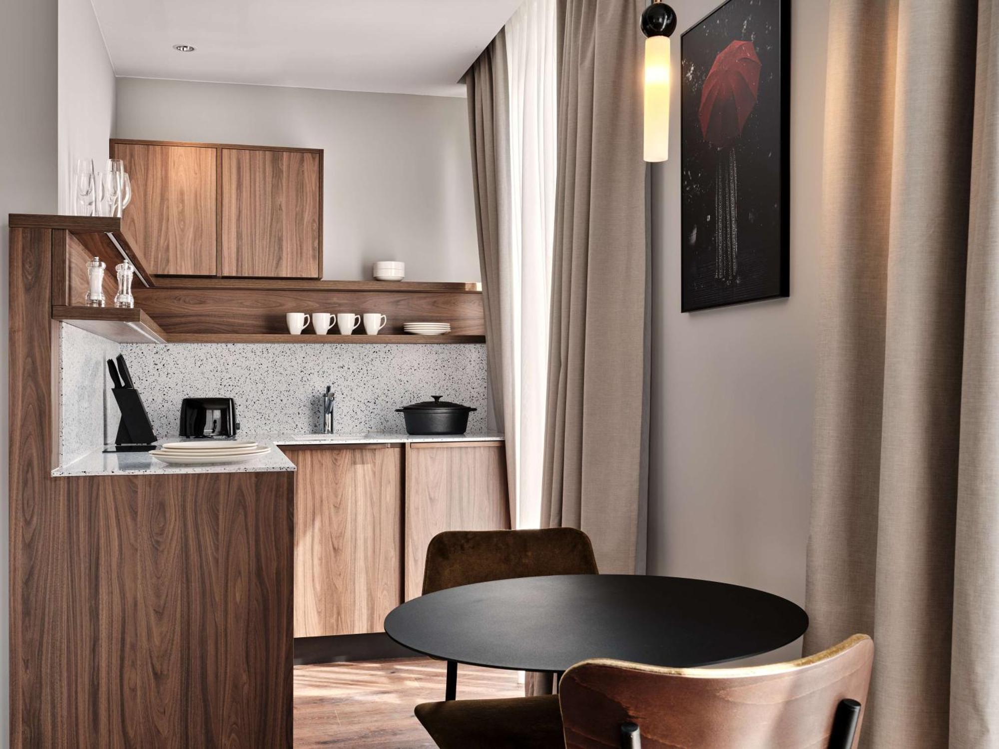 Radisson Red & Radisson Red Apartments, 4* Kraków